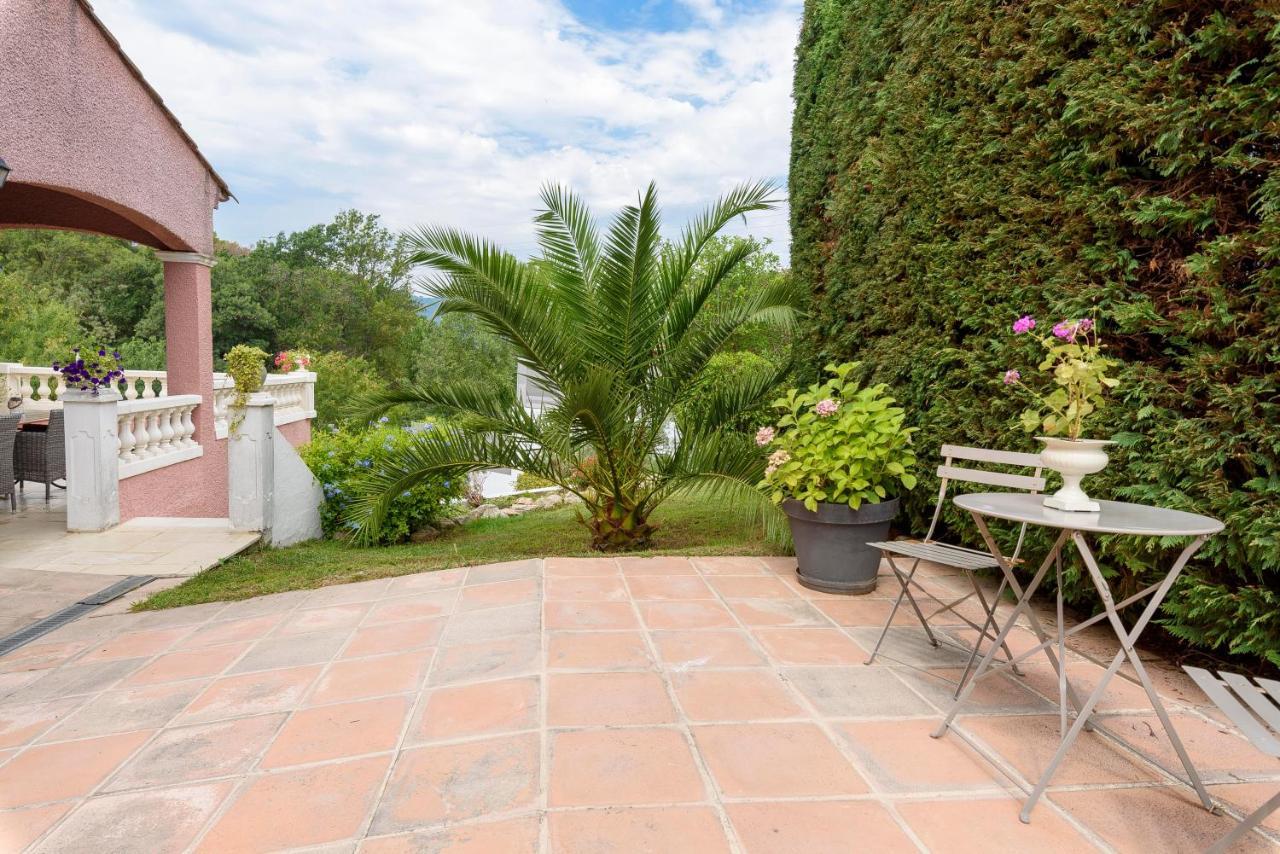 La Maisonnette Du Clos La Roquette-sur-Siagne Exterior foto