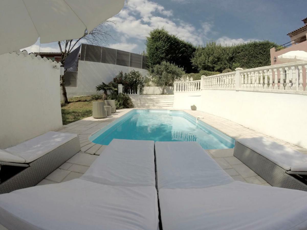 La Maisonnette Du Clos La Roquette-sur-Siagne Exterior foto