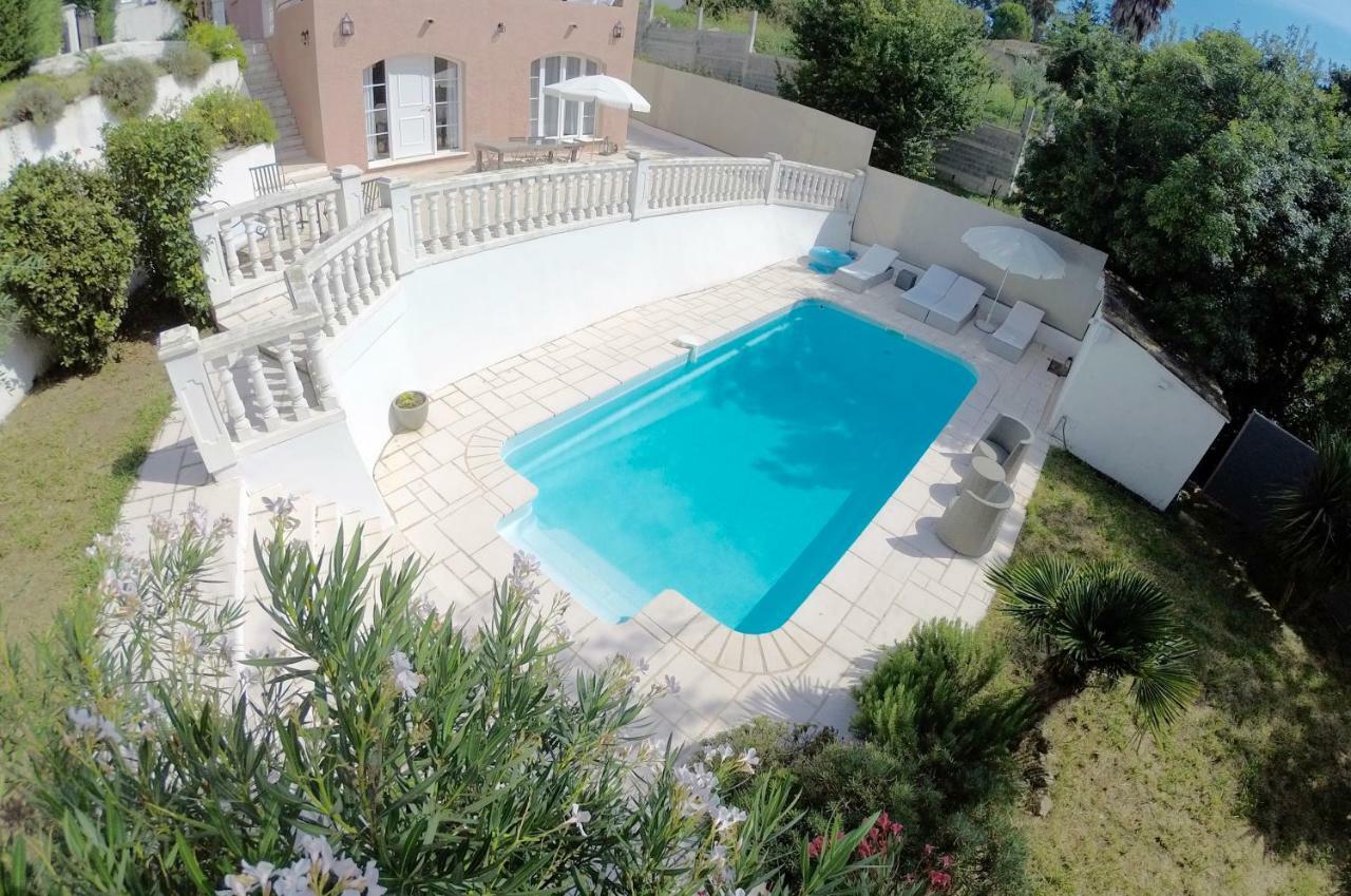 La Maisonnette Du Clos La Roquette-sur-Siagne Exterior foto